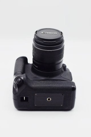 Canon EOS 700D + Objetivo 18-55mm