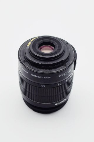 Canon EOS 700D + Objetivo 18-55mm