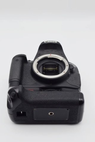 Canon EOS 700D + Objetivo 18-55mm