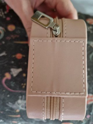 Joyero de viaje rosa y dorado