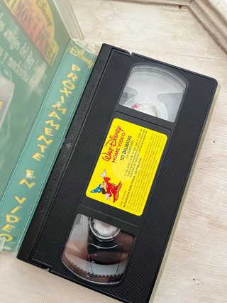 Lote 4 Películas VHS Disney y Aardman