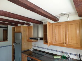 Cocina rustica de castaño