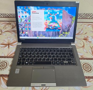 Ordenador portátil Toshiba INTEL Core 5, 8RAM