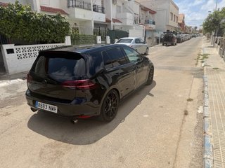 Volkswagen Golf GTI 7