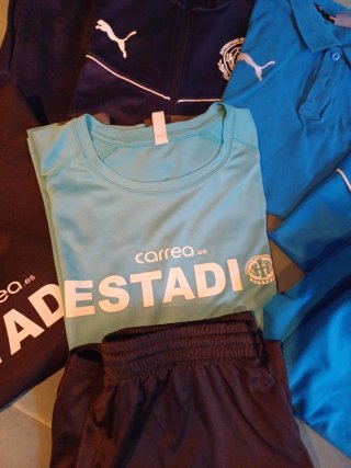 Equipación Juventud Estadio Oviedo Puma