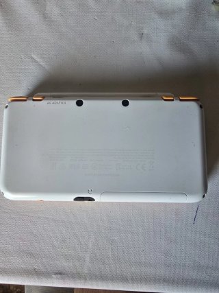 Nintendo 2DS XL Blanca