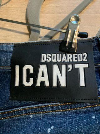 Pantalón vaquero Dsquared2 con parches
