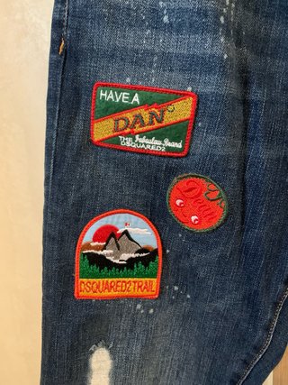 Pantalón vaquero Dsquared2 con parches