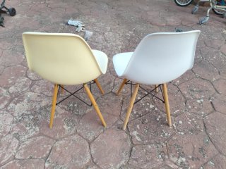 Lote 8 Sillas Estilo Eames
