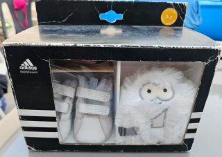 Zapatos bebé Adidas talla 16