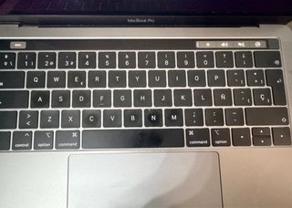 MacBook Pro 13 2019 i5 4 núcleos 8GB