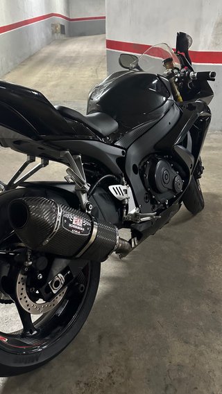 Suzuki GSXR 600 K8 Negra