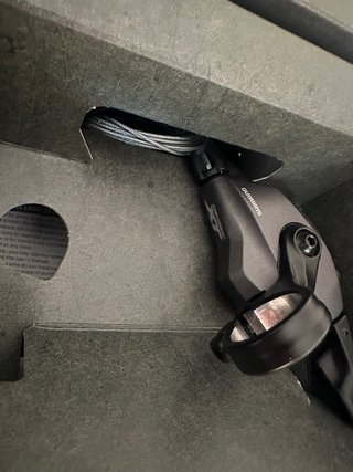Mando de cambio derecho Shimano XT SL-M8100 12V