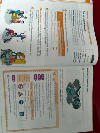 Ciencias Sociais. 3 Primaria. Revoa