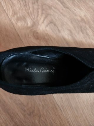 Zapatos de tacón Mirta Gómez piel negros