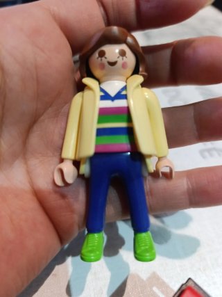 Lote 9 Playmobil están tal y como se ven en la fot