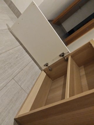 Mueble recibidor madera y blanco