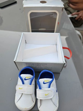 Zapatos Bebé Nike Talla 16