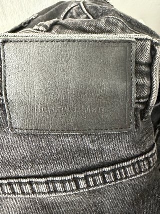 Vaqueros cortos grises Bershka BSK 44