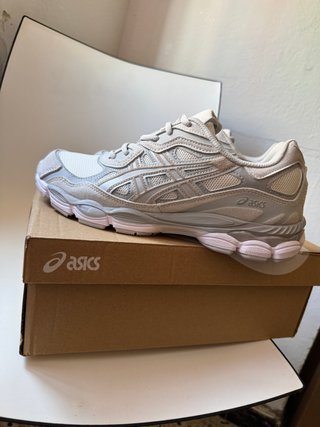 Zapatillas Asics GEL-NYC Blancas/Gris