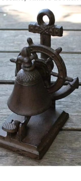 Campana antigua náutica timón ancla