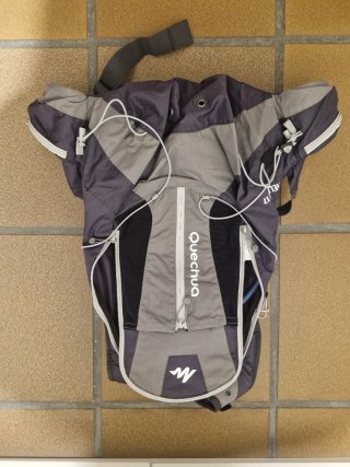 Mochila Quechua 17L Montaña Trekking Ultraligera