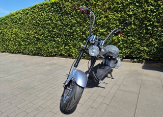 Moto Eléctrica Chopper Plata