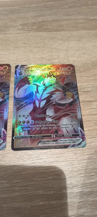 Urshifu VMAX Single Strike Pokémon Card 2 unds
