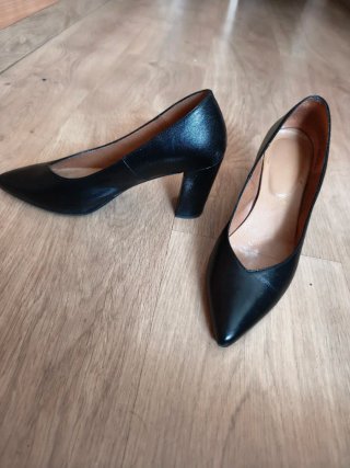Zapatos de piel negros tacón mujer