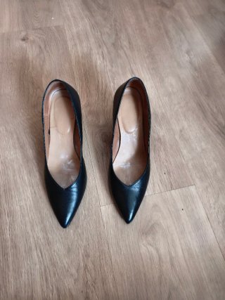 Zapatos de piel negros tacón mujer