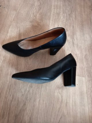 Zapatos de piel negros tacón mujer
