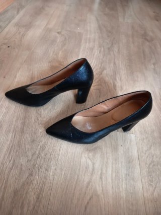 Zapatos de piel negros tacón mujer