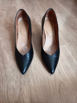 Zapatos de piel negros tacón mujer