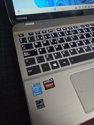Portatile Toshiba i7 4710HQ 16GB RAM Radeon R9