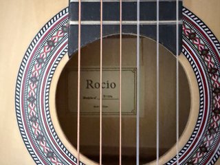 Guitarra Clásica Rocío R10N 4/4 + Funda