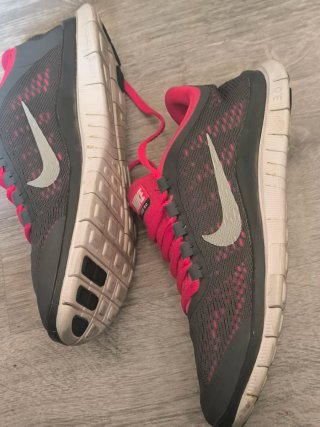 Zapatillas Nike Free 3.0 Gris y Rosa