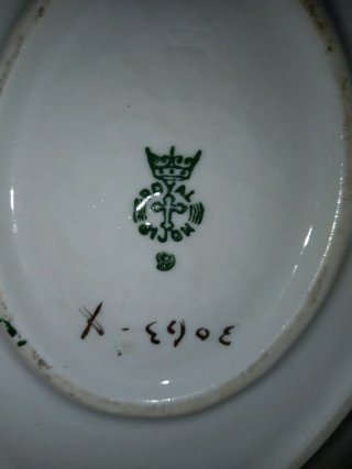 Salsera Vintage Royal Gijón Porcelana Dorada