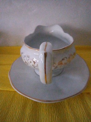 Salsera Vintage Royal Gijón Porcelana Dorada