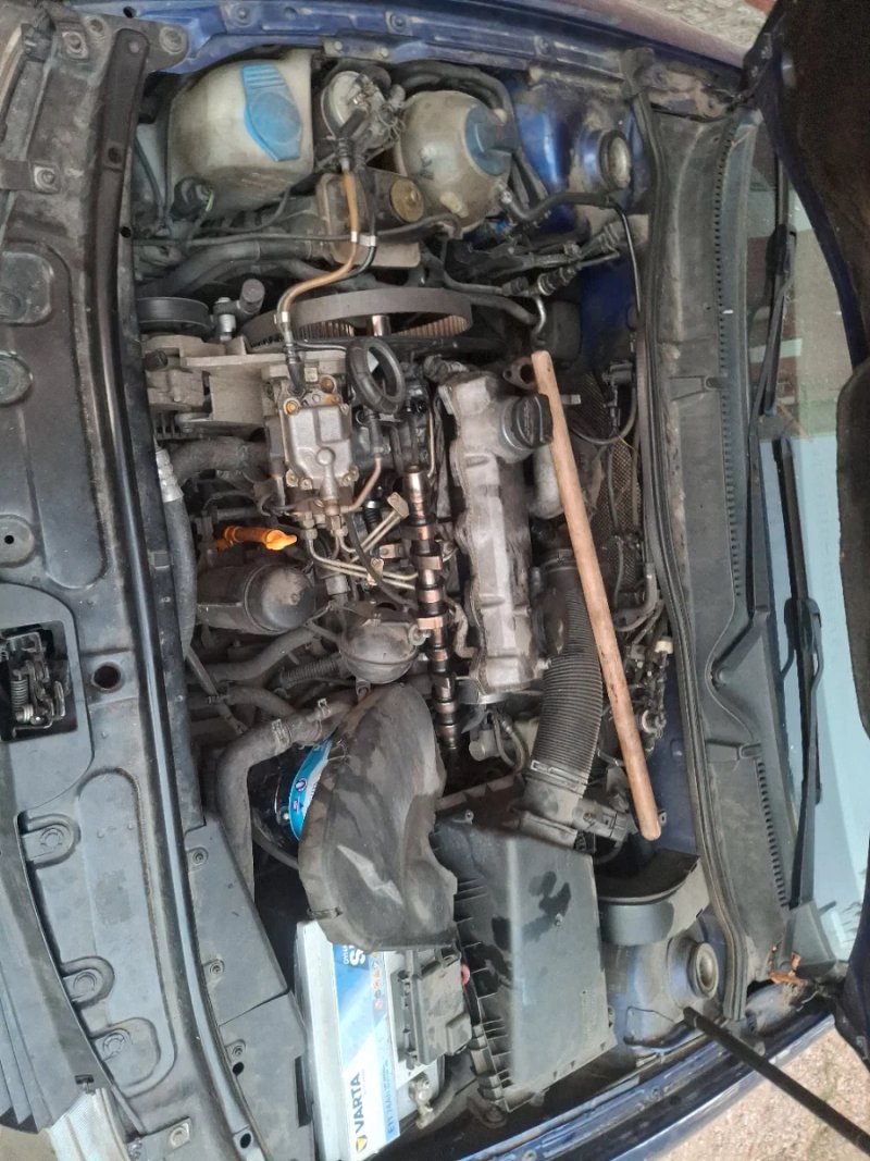 SEAT Leon 2000 - foto 1