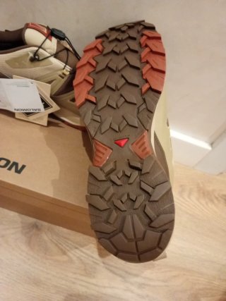 Salomon Botas de trekking beige y marrón