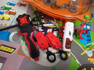 Beyblade Burst QuadDrive Beyblades y Accesorios