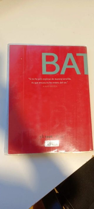 Libros académicos de 2 de Bachillerato.