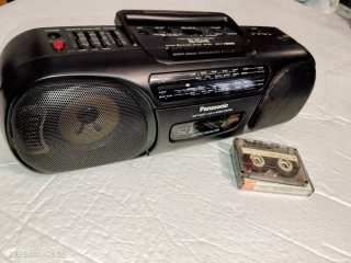Radio Cassette Panasonic RX-FS440.