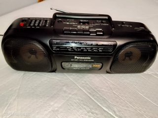 Radio Cassette Panasonic RX-FS440.