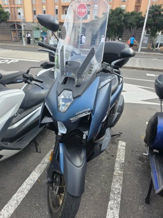 Zontes 350 Maxi Scooter
