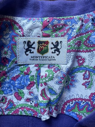 Chaqueta MontePicaza Morada, escucho ofertas