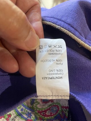Chaqueta MontePicaza Morada, escucho ofertas