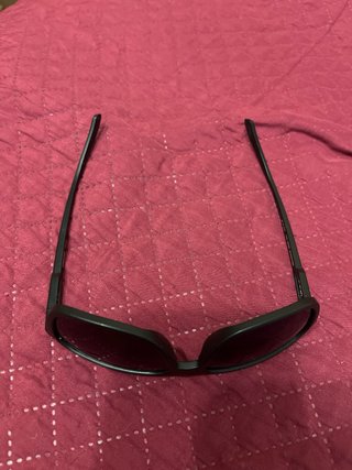 Gafas de sol negras