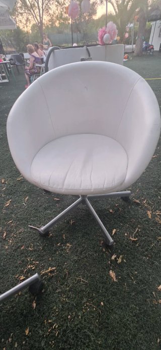 3 Sillones de oficina blancos giratorios pecero me