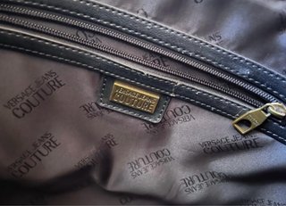 Borsa Versace Jeans Couture nera borchie oro